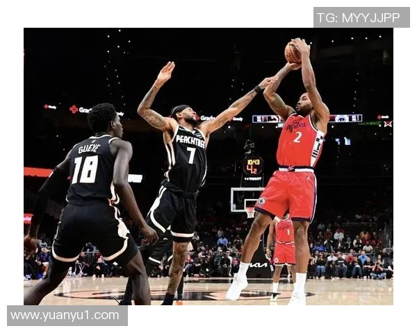 快船队大将哈雷尔状态低迷,球队需寻找替补方案 快船队大将哈雷尔状态低迷,球队需寻找替补方案