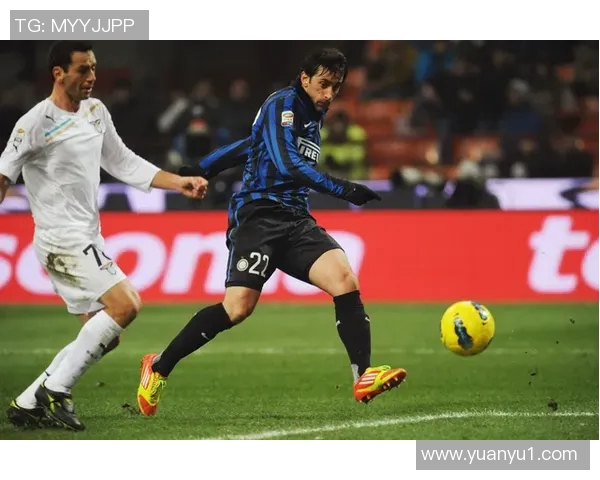 2010年AC米兰与拉齐奥的经典对决回顾与精彩瞬间分析 2010年AC米兰与拉齐奥的经典对决回顾与精彩瞬间分析